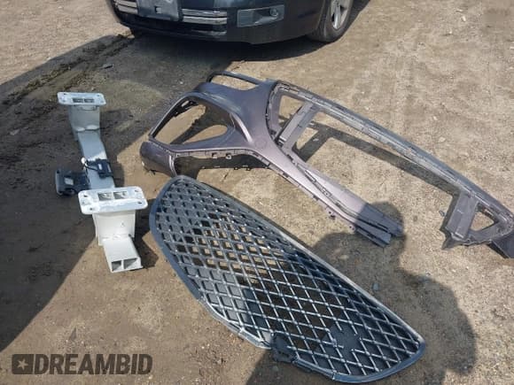 ✅ 2023 Genesis GV70 2.5T • VIN: KMUMADTB5PU102803 • Lot: 43157643. Listed on IAAI with 53,243 mi. Free auction sales archive from the USA and detailed vehicle history report at DreamBid. Image 12.