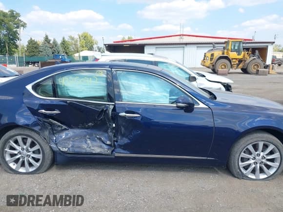 ✅ 2010 Lexus LS 460 • VIN: JTHCL5EF6A5006581 • Лот: 43250317. Опубликован ранее на IAAI с пробегом 162 673 миль. Бесплатный доступ к архиву аукционных продаж из США и подробный отчёт об истории автомобиля на DreamBid. Изображение 13.