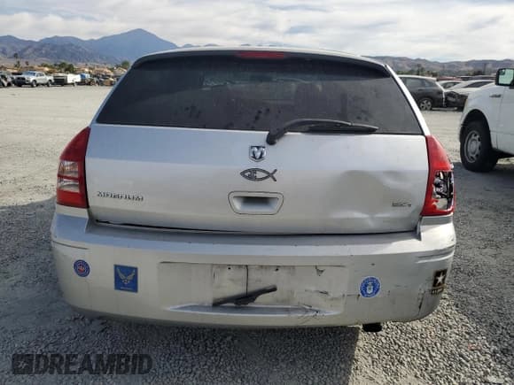 ✅ 2005 Dodge Magnum SE • VIN: 2D4FV48V05H565499 • Lot: 91934065. Wystawiony na Copart z przebiegiem 70 024 mil. Bezpłatny archiwum sprzedaży aukcyjnych z USA i szczegółowy raport historii pojazdu na DreamBid. Zdjęcie 6.