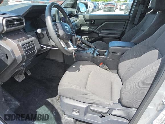 ✅ 2024 Toyota Tacoma SR5 • VIN: 3TMKB5FN8RM002169 • Lot: 60308275. Listed on Copart with 5,789 mi. Free auction sales archive from the USA and detailed vehicle history report at DreamBid. Image 7.
