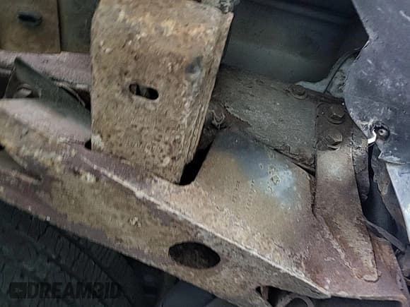 ✅ 2015 Chevrolet Silverado 2500HD Work Truck • VIN: 1GC2CUEG8FZ123188 • Лот: 43876615. Опубликован ранее на IAAI с пробегом 200 485 миль. Бесплатный доступ к архиву аукционных продаж из США и подробный отчёт об истории автомобиля на DreamBid. Изображение 4.