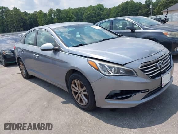 2016 Hyundai Sonata SE with VIN 5NPE24AF1GH369876, listed as a IAAI auction lot 43036659 with 115,889 mi miles and . Bid and sale history available at DreamBid. Image 1.
