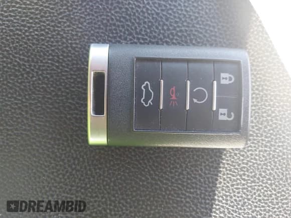 ✅ 2010 Cadillac DTS 1SA • VIN: 1G6KA5EYXAU100802 • Лот: 42040079. Опубликован ранее на IAAI с пробегом 115 004 миль. Бесплатный доступ к архиву аукционных продаж из США и подробный отчёт об истории автомобиля на DreamBid. Изображение 11.