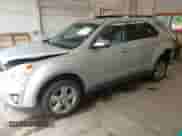 2013 Chevrolet Equinox LTZ с VIN 2GNFLGE32D6132467, выставлен на аукционе IAAI как лот 43396886 с пробегом 189 608 миль миль и . История ставок и продаж доступна на DreamBid. Изображение 2.