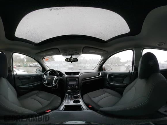 ✅ 2015 Chevrolet Traverse LT • VIN: 1GNKRGKD3FJ107593 • Lot: 43397778. Wystawiony na IAAI z przebiegiem 172 423 mil. Bezpłatny archiwum sprzedaży aukcyjnych z USA i szczegółowy raport historii pojazdu na DreamBid. Zdjęcie 20.