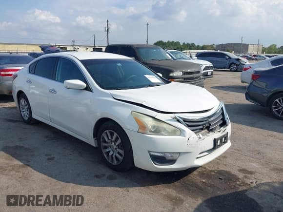 ✅ 2015 Nissan Altima S • VIN: 1N4AL3AP5FC282142 • Lot: 43530058. Wystawiony na IAAI z przebiegiem 180 416 mil. Bezpłatny archiwum sprzedaży aukcyjnych z USA i szczegółowy raport historii pojazdu na DreamBid. Zdjęcie 13.