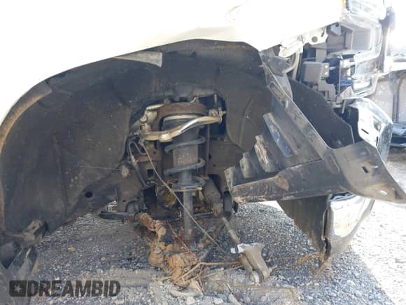 2019 Chevrolet Silverado 1500 LTZ z VIN 1GCUYGED2KZ102414, wystawiony jako IAAI lot #42819711 z przebiegiem 143 243 mil mil oraz . Historia ofert i sprzedaży dostępna na DreamBid. Obrazek 18.