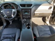 ✅ 2017 Chevrolet Traverse Premier • VIN: 1GNKRJKD4HJ160061 • Lot: 87052255. Wystawiony na Copart z przebiegiem 86 303 mil. Bezpłatny archiwum sprzedaży aukcyjnych z USA i szczegółowy raport historii pojazdu na DreamBid. Zdjęcie 8.