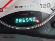 ✅ 2004 Jeep Liberty Limited • VIN: 1J4GK58K84W280601 • Lot: 42667451. Listed on IAAI with 286,590 mi. Free auction sales archive from the USA and detailed vehicle history report at DreamBid. Image 7.