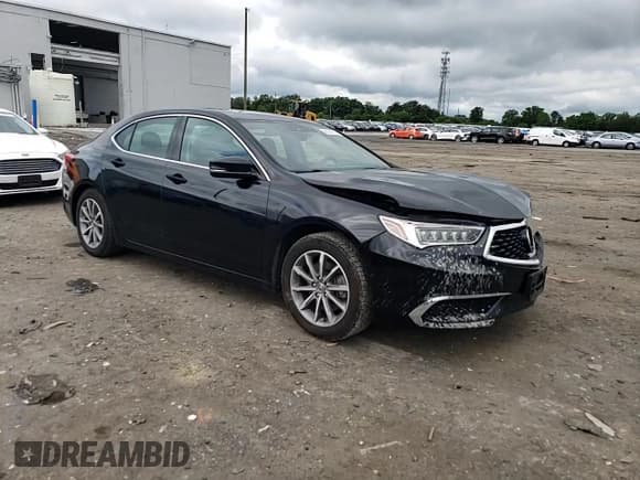 ✅ 2018 Acura TLX Technology • VIN: 19UUB1F50JA004017 • Lot: 56784715. Listed on Copart with 106,112 mi. Free auction sales archive from the USA and detailed vehicle history report at DreamBid. Image 13.