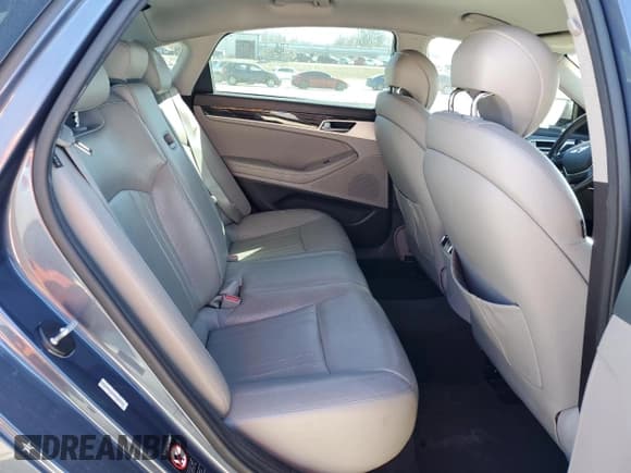 ✅ 2015 Hyundai Genesis 3.8L • VIN: KMHGN4JEXFU058275 • Lot: 47283305. Wystawiony na Copart z przebiegiem 273 170 mil. Bezpłatny archiwum sprzedaży aukcyjnych z USA i szczegółowy raport historii pojazdu na DreamBid. Zdjęcie 10.