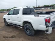 ✅ 2020 Toyota Tacoma SR5 • VIN: 5TFAZ5CNXLX089716 • Lot: 42344679. Listed on IAAI with 188,172 mi. Free auction sales archive from the USA and detailed vehicle history report at DreamBid. Image 15.