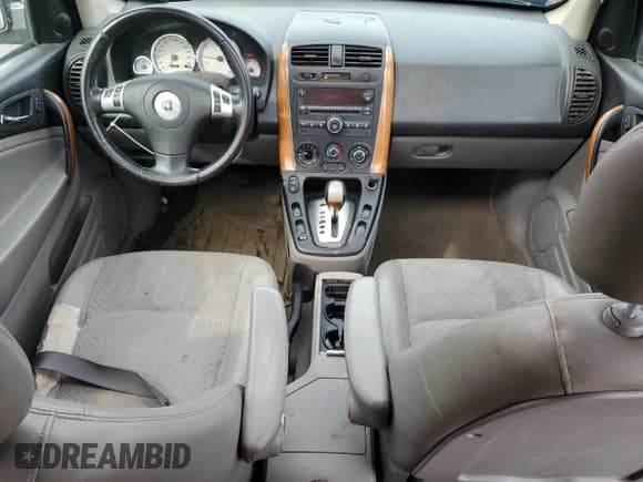 ✅ 2006 Saturn VUE • VIN: 5GZCZ63416S892159 • Lot: 49525795. Wystawiony na Copart z przebiegiem 173 651 mil. Bezpłatny archiwum sprzedaży aukcyjnych z USA i szczegółowy raport historii pojazdu na DreamBid. Zdjęcie 8.