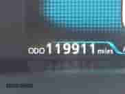 2019 Toyota Prius LE z VIN JTDL9RFU9K3011548, wystawiony jako IAAI lot #43540649 z przebiegiem 119 911 mil mil oraz . Historia ofert i sprzedaży dostępna na DreamBid. Obrazek 16.