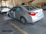 ✅ 2018 Toyota Corolla L • VIN: 2T1BURHE0JC054522 • Lot: 43250175. Wystawiony na IAAI z przebiegiem 100 639 mil. Bezpłatny archiwum sprzedaży aukcyjnych z USA i szczegółowy raport historii pojazdu na DreamBid. Zdjęcie 3.