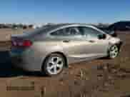 ✅ 2018 Chevrolet Cruze Premier • VIN: 1G1BF5SM5J7127879 • Лот: 68385442. Размещён на Copart с пробегом 116 762 миль миль. Получите бесплатный доступ к архиву аукционных продаж из США и посмотрите подробный отчёт об истории автомобиля на DreamBid. Изображение 3.