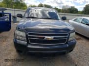 ✅ 2011 Chevrolet Suburban LS • VIN: 1GNSKHE35BR376672 • Lot: 69775825. Listed on Copart with 132,908 mi. Free auction sales archive from the USA and detailed vehicle history report at DreamBid. Image 5.