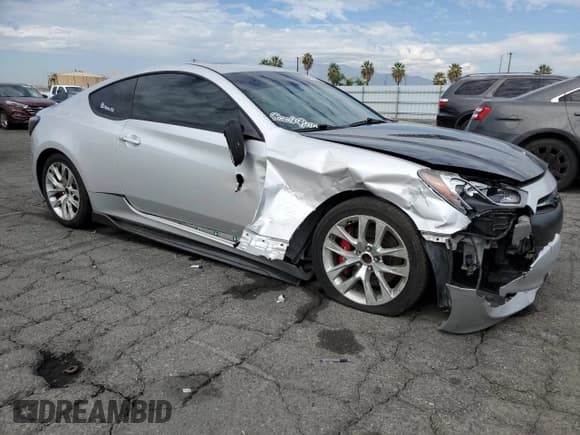 ✅ 2015 Hyundai Genesis Coupe R-Spec • VIN: KMHHU6KJ4FU129646 • Lot: 82434825. Listed on Copart with 119,063 mi. Free auction sales archive from the USA and detailed vehicle history report at DreamBid. Image 4.