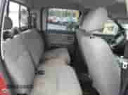 2008 Dodge Dakota с VIN 1D7HW38N68S516999, выставлен на аукционе Copart как лот 45279814 с пробегом Не указан миль и Чистый • Clean title. История ставок и продаж доступна на DreamBid. Изображение 10.