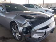 ✅ 2015 Dodge Challenger SXT Plus • VIN: 2C3CDZBGXFH700231 • Lot: 43407846. Wystawiony na IAAI z przebiegiem 129 305 mil. Bezpłatny archiwum sprzedaży aukcyjnych z USA i szczegółowy raport historii pojazdu na DreamBid. Zdjęcie 6.