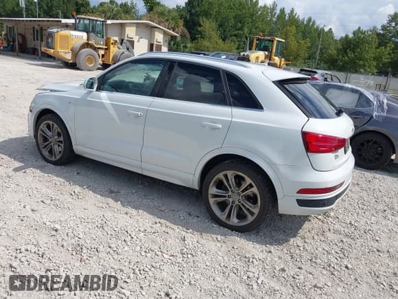 ✅ 2016 Audi Q3 Prestige • VIN: WA1GFCFS6GR004867 • Lot: 43078868. Wystawiony na IAAI z przebiegiem 120 150 mil. Bezpłatny archiwum sprzedaży aukcyjnych z USA i szczegółowy raport historii pojazdu na DreamBid. Zdjęcie 3.