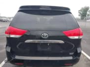 ✅ 2012 Toyota Sienna XLE • VIN: 5TDDK3DC9CS047370 • Lot: 42515932. Wystawiony na IAAI z przebiegiem 132 207 mil. Bezpłatny archiwum sprzedaży aukcyjnych z USA i szczegółowy raport historii pojazdu na DreamBid. Zdjęcie 16.