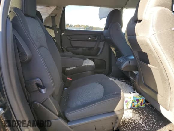 ✅ 2017 Chevrolet Traverse LT • VIN: 1GNKVGKD0HJ323819 • Lot: 85395815. Wystawiony na Copart z przebiegiem 140 637 mil. Bezpłatny archiwum sprzedaży aukcyjnych z USA i szczegółowy raport historii pojazdu na DreamBid. Zdjęcie 11.