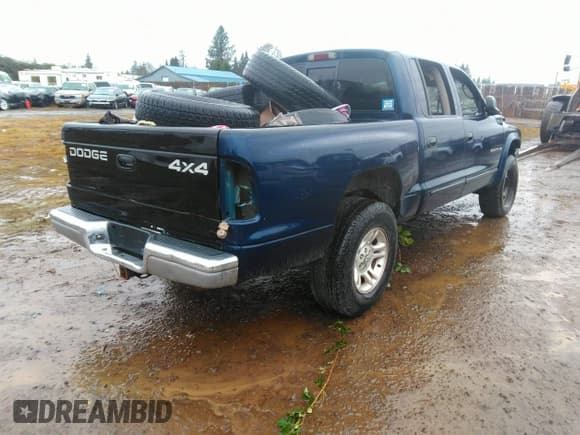 ✅ 2002 Dodge Dakota SLT • VIN: 1B7HG48N82S725133 • Лот: 41025253. Опубликован ранее на IAAI с пробегом Не указан. Бесплатный доступ к архиву аукционных продаж из США и подробный отчёт об истории автомобиля на DreamBid. Изображение 4.