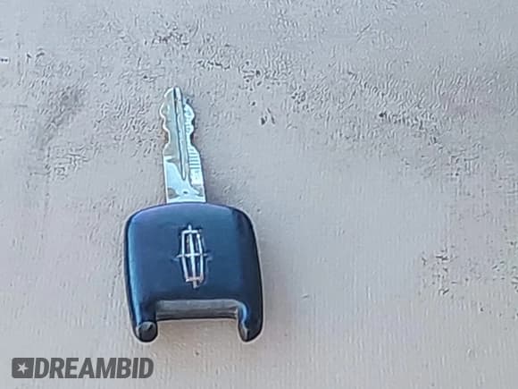 ✅ 2007 Lincoln Navigator • VIN: 5LMFU28537LJ10097 • Lot: 43484228. Listed on IAAI with 243,394 mi. Free auction sales archive from the USA and detailed vehicle history report at DreamBid. Image 11.