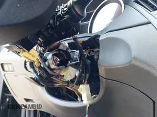 ✅ 2011 Hyundai Sonata GLS • VIN: 5NPEB4AC1BH204344 • Lot: 43525781. Wystawiony na IAAI z przebiegiem 103 758 mil. Bezpłatny archiwum sprzedaży aukcyjnych z USA i szczegółowy raport historii pojazdu na DreamBid. Zdjęcie 6.