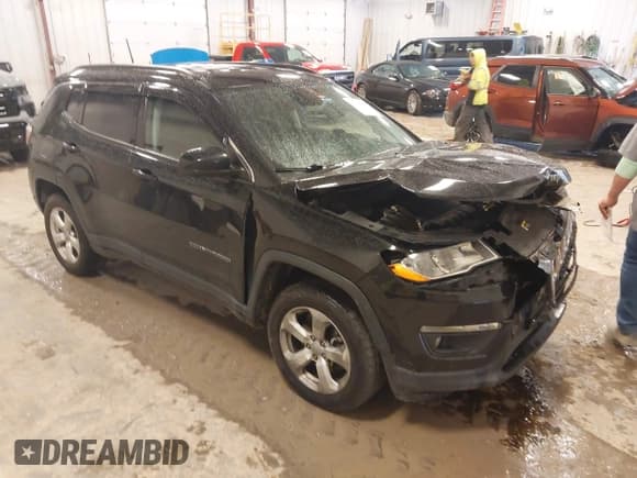 ✅ 2018 Jeep Compass Latitude • VIN: 3C4NJDBB2JT373084 • Lot: 43509851. Listed on IAAI with 98,412 mi. Free auction sales archive from the USA and detailed vehicle history report at DreamBid. Image 1.