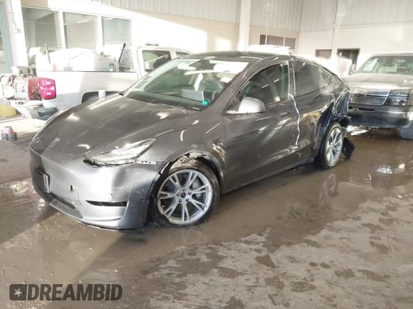 ✅ 2023 Tesla Model Y Long Range • VIN: 7SAYGDEE5PA033341 • Lot: 41379625. Listed on IAAI with Not provided. Free auction sales archive from the USA and detailed vehicle history report at DreamBid. Image 2.