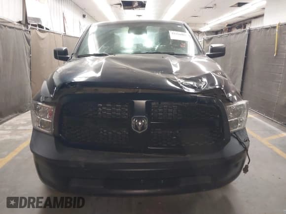 ✅ 2019 Ram 1500 Tradesman • VIN: 1C6RR6FG8KS586787 • Lot: 42256002. Listed on IAAI with 38,493 mi. Free auction sales archive from the USA and detailed vehicle history report at DreamBid. Image 12.
