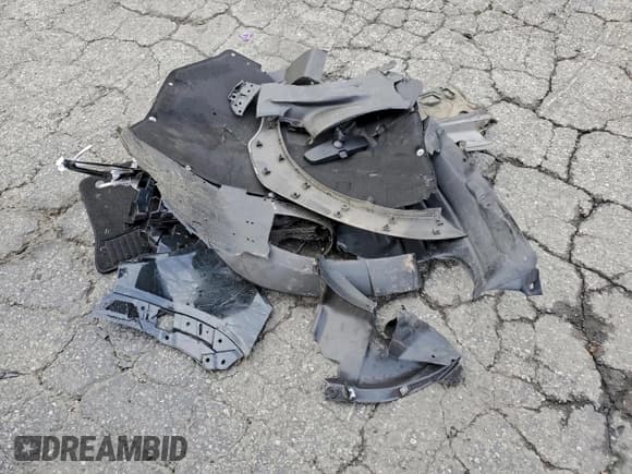 ✅ 2025 Mazda CX-50 S Preferred • VIN: 7MMVABBMXSN341913 • Лот: 93538445. Опубликован ранее на Copart с пробегом Не указан. Бесплатный доступ к архиву аукционных продаж из США и подробный отчёт об истории автомобиля на DreamBid. Изображение 13.