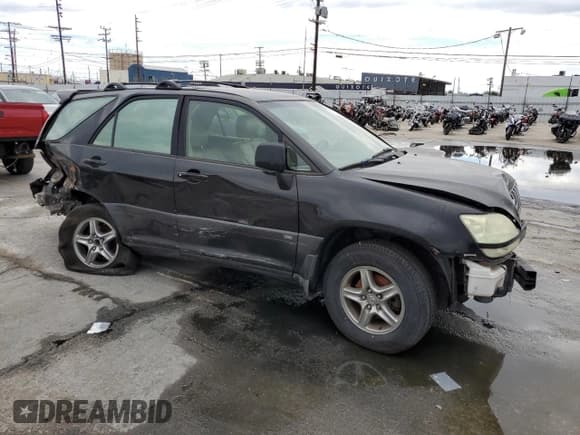 ✅ 2003 Lexus RX 300 • VIN: JTJGF10U130150898 • Лот: 81247335. Опубликован ранее на Copart с пробегом 178 781 миль. Бесплатный доступ к архиву аукционных продаж из США и подробный отчёт об истории автомобиля на DreamBid. Изображение 4.
