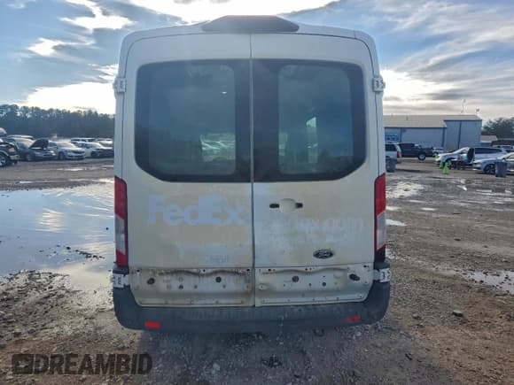✅ 2020 Ford Transit Cargo • VIN: 1FTBR1C81LKB16905 • Lot: 96388595. Listed on Copart with 145,280 mi. Free auction sales archive from the USA and detailed vehicle history report at DreamBid. Image 6.