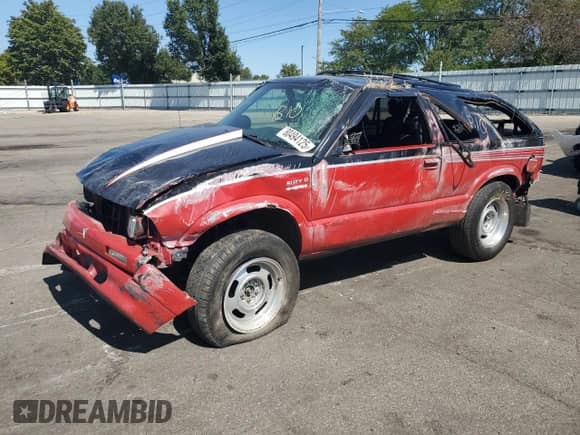 1997 Chevrolet Blazer with VIN 1GNCT18W0VK171160, listed as a Copart auction lot 80494125 with 207,795 mi miles and Salvage title. Bid and sale history available at DreamBid. Image 1.