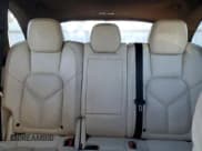 ✅ 2017 Porsche Cayenne • VIN: WP1AA2A22HKA82843 • Lot: 85911835. Wystawiony na Copart z przebiegiem 135 001 mil. Bezpłatny archiwum sprzedaży aukcyjnych z USA i szczegółowy raport historii pojazdu na DreamBid. Zdjęcie 10.