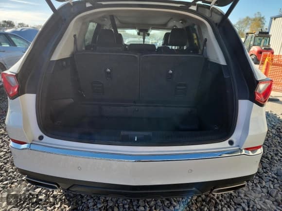 ✅ 2024 Acura MDX Technology • VIN: 5J8YE1H44RL007760 • Lot: 89446215. Listed on Copart with 15,164 mi. Free auction sales archive from the USA and detailed vehicle history report at DreamBid. Image 6.