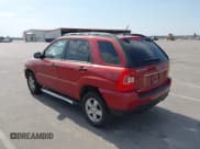 ✅ 2009 Kia Sportage LX • VIN: KNDJE723797558020 • Лот: 43365151. Опубликован ранее на IAAI с пробегом 140 330 миль. Бесплатный доступ к архиву аукционных продаж из США и подробный отчёт об истории автомобиля на DreamBid. Изображение 3.