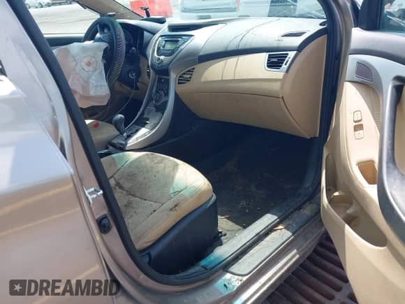 2013 Hyundai Elantra GLS z VIN 5NPDH4AE0DH213650, wystawiony jako IAAI lot #42601822 z przebiegiem 163 693 mil mil oraz . Historia ofert i sprzedaży dostępna na DreamBid. Obrazek 5.