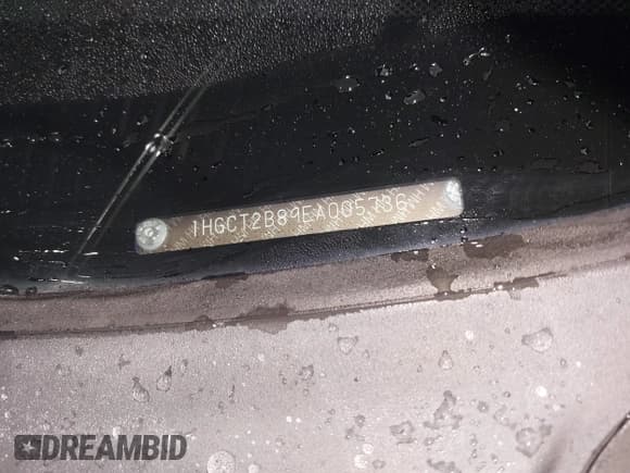 ✅ 2014 Honda Accord EX-L • VIN: 1HGCT2B89EA005736 • Lot: 42920401. Wystawiony na IAAI z przebiegiem 121 173 mil. Bezpłatny archiwum sprzedaży aukcyjnych z USA i szczegółowy raport historii pojazdu na DreamBid. Zdjęcie 9.