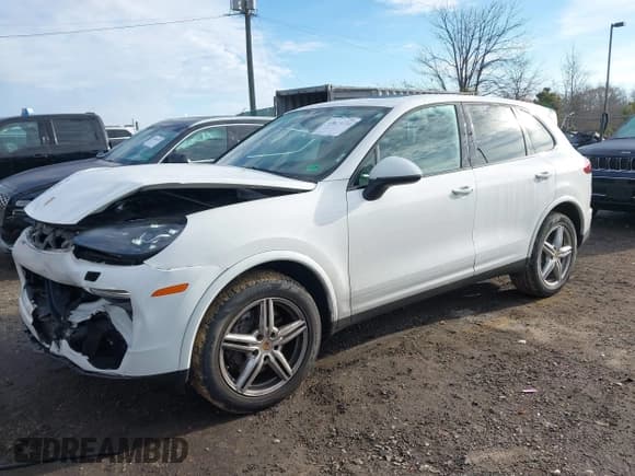 ✅ 2017 Porsche Cayenne • VIN: WP1AA2A27HKA89402 • Lot: 43834231. Listed on IAAI with 108,147 mi. Free auction sales archive from the USA and detailed vehicle history report at DreamBid. Image 19.