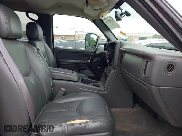 ✅ 2006 Chevrolet Silverado 1500 LT1 • VIN: 2GCEC13T661221690 • Лот: 42631754. Опубликован ранее на IAAI с пробегом 140 260 миль. Бесплатный доступ к архиву аукционных продаж из США и подробный отчёт об истории автомобиля на DreamBid. Изображение 5.