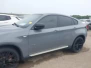 ✅ 2009 BMW X6 • VIN: 5UXFG43579L224378 • Lot: 42486683. Wystawiony na IAAI z przebiegiem 156 545 mil. Bezpłatny archiwum sprzedaży aukcyjnych z USA i szczegółowy raport historii pojazdu na DreamBid. Zdjęcie 14.