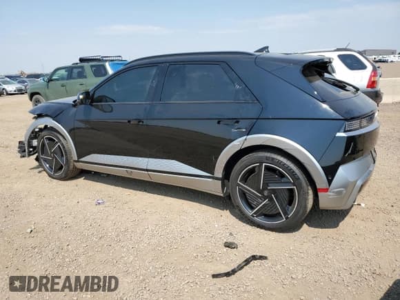 ✅ 2025 Hyundai Ioniq 5 Limited • VIN: 7YAKRDDC7SY010354 • Лот: 71494935. Опубликован ранее на Copart с пробегом 2 493 миль. Бесплатный доступ к архиву аукционных продаж из США и подробный отчёт об истории автомобиля на DreamBid. Изображение 2.