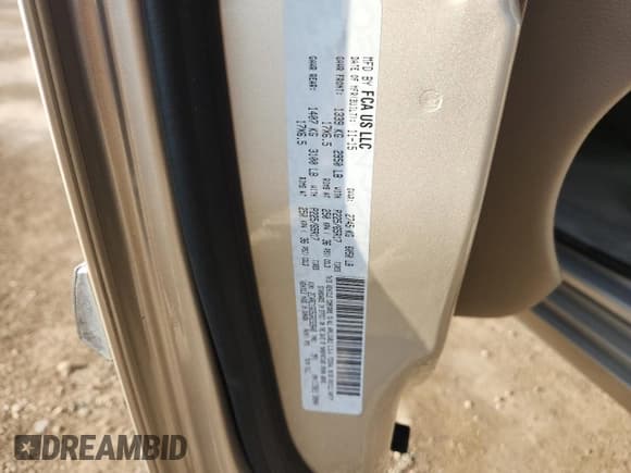 ✅ 2016 Chrysler Town & Country Limited Platinum • VIN: 2C4RC1GG5GR232648 • Lot: 70592065. Listed on Copart with 96,306 mi. Free auction sales archive from the USA and detailed vehicle history report at DreamBid. Image 14.