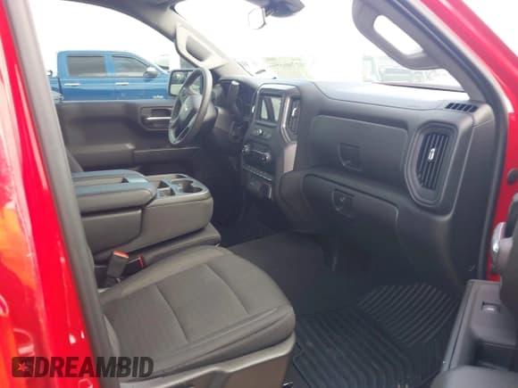 ✅ 2021 Chevrolet Silverado 1500 RST • VIN: 3GCPWDED8MG385275 • Lot: 42116903. Wystawiony na IAAI z przebiegiem 56 682 mil. Bezpłatny archiwum sprzedaży aukcyjnych z USA i szczegółowy raport historii pojazdu na DreamBid. Zdjęcie 5.