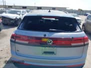 ✅ 2024 Volkswagen Atlas SE • VIN: 1V2WE2CA0RC201550 • Lot: 42048995. Wystawiony na IAAI z przebiegiem 47 181 mil. Bezpłatny archiwum sprzedaży aukcyjnych z USA i szczegółowy raport historii pojazdu na DreamBid. Zdjęcie 6.