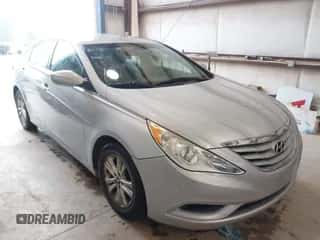 2013 Hyundai Sonata GLS with VIN 5NPEB4AC2DH683361, listed as a IAAI auction lot 43563985 with 167,685 mi miles and . Bid and sale history available at DreamBid. Image 1.